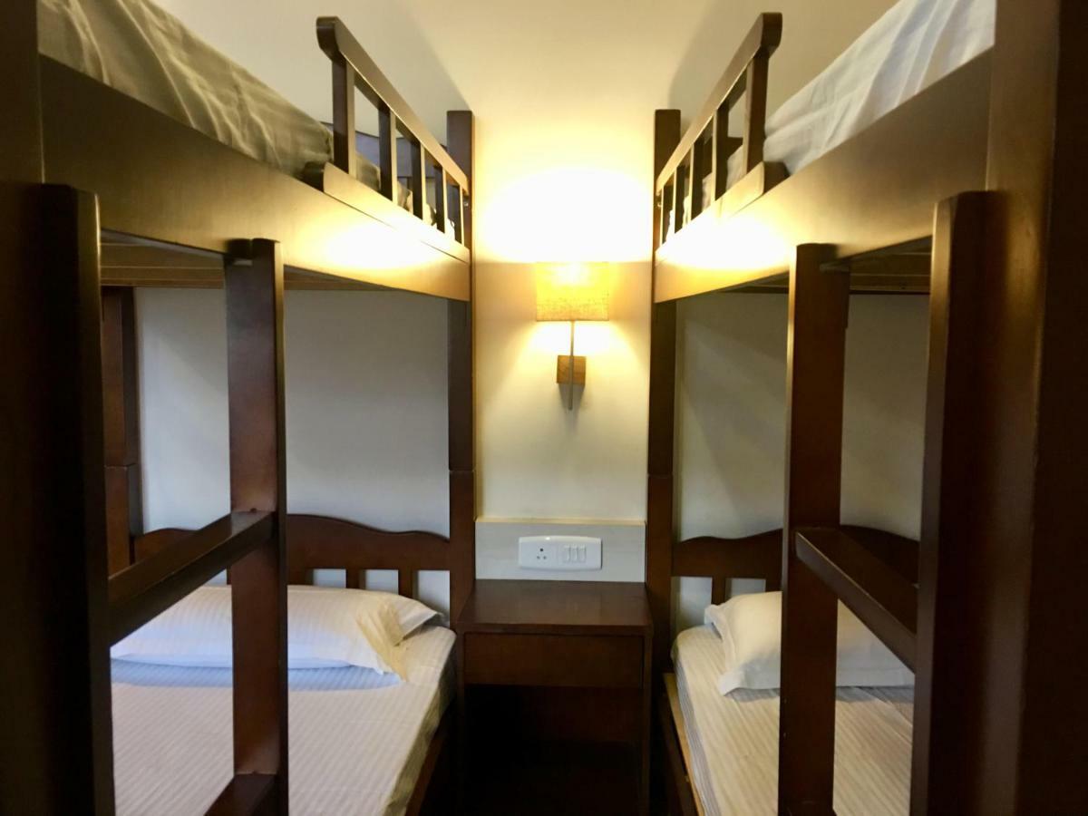 The Kahn Dormitory Чикмагалур Экстерьер фото